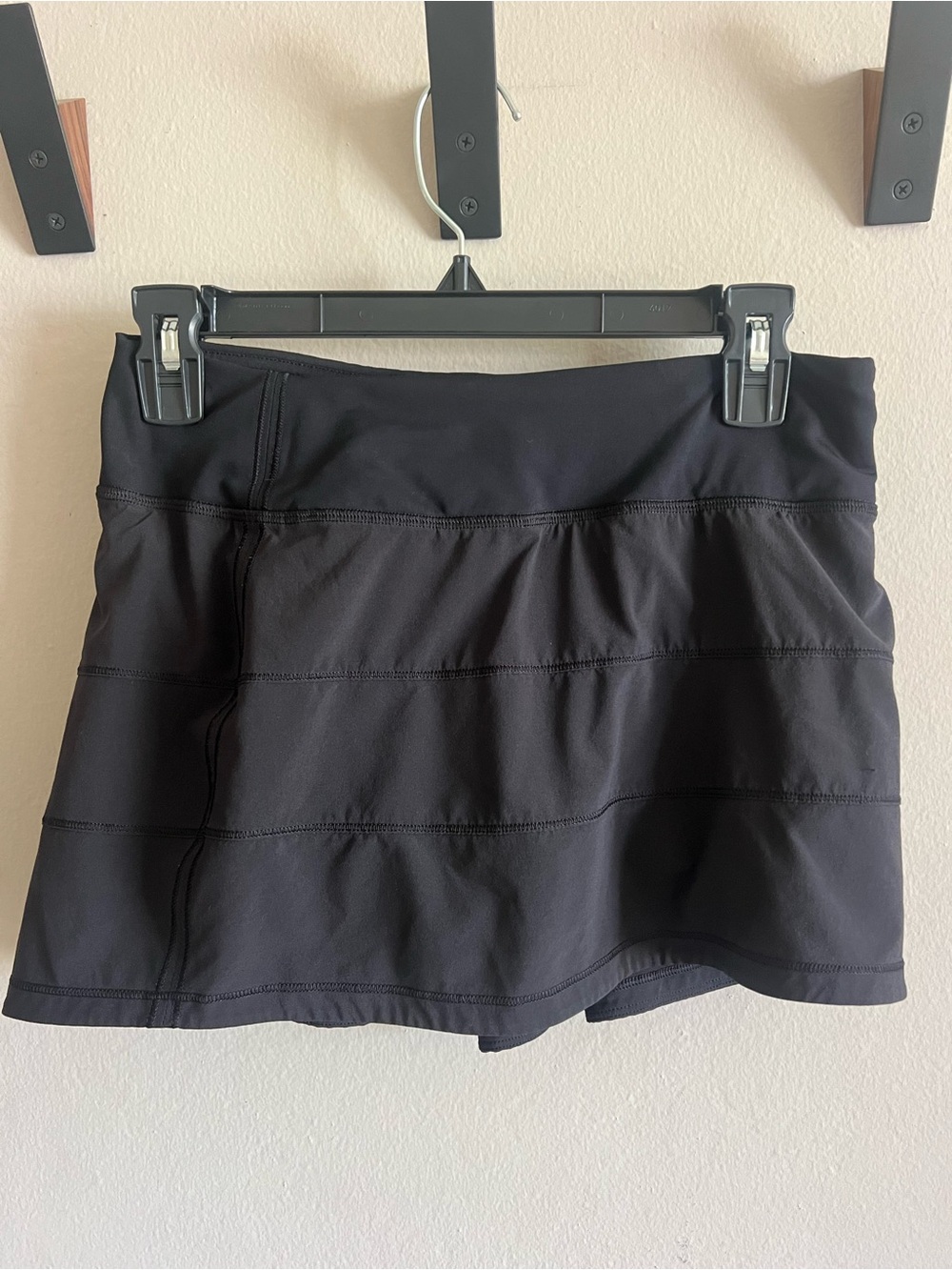 Lululemon Black Athletic Skort with Subtle Paneling